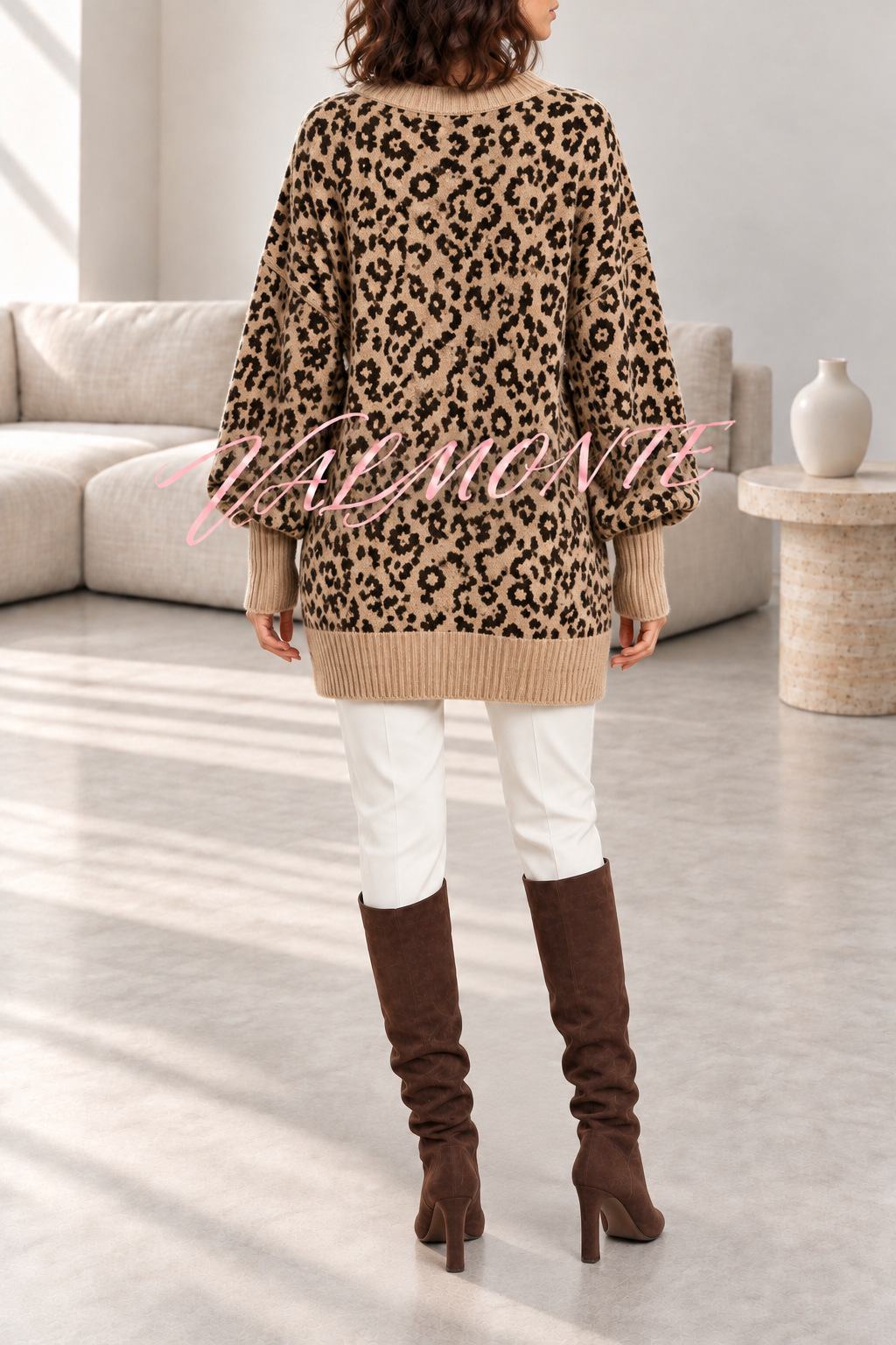 Jersey holgado de leopardo con cuello en V y mangas de murciélago