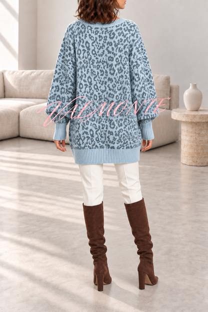 Jersey holgado de leopardo con cuello en V y mangas de murciélago