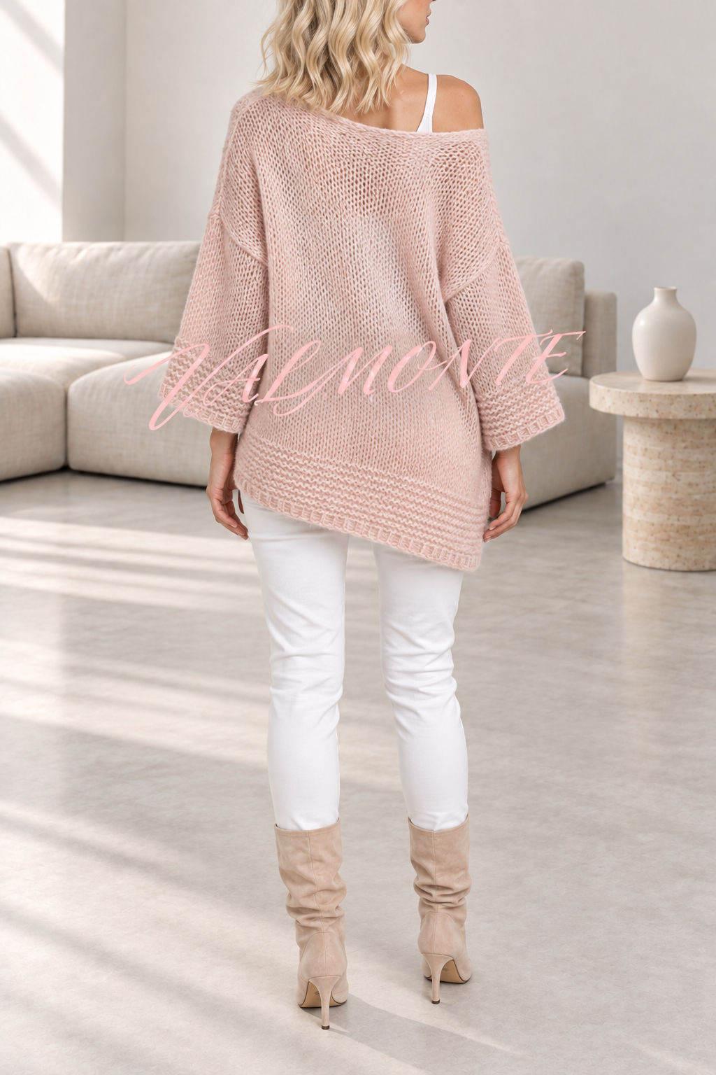 Jersey informal de punto, de color liso y con cuello en V holgado
