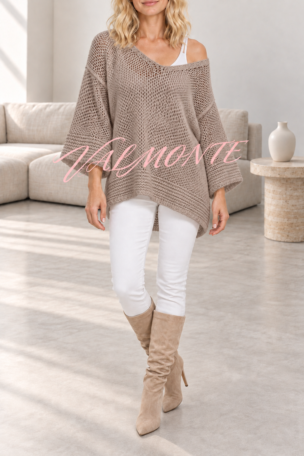 Jersey informal de punto, de color liso y con cuello en V holgado