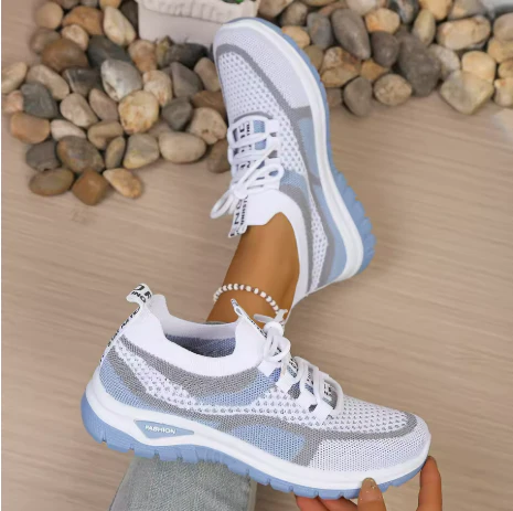 Zapatillas deportivas ligeras y cómodas