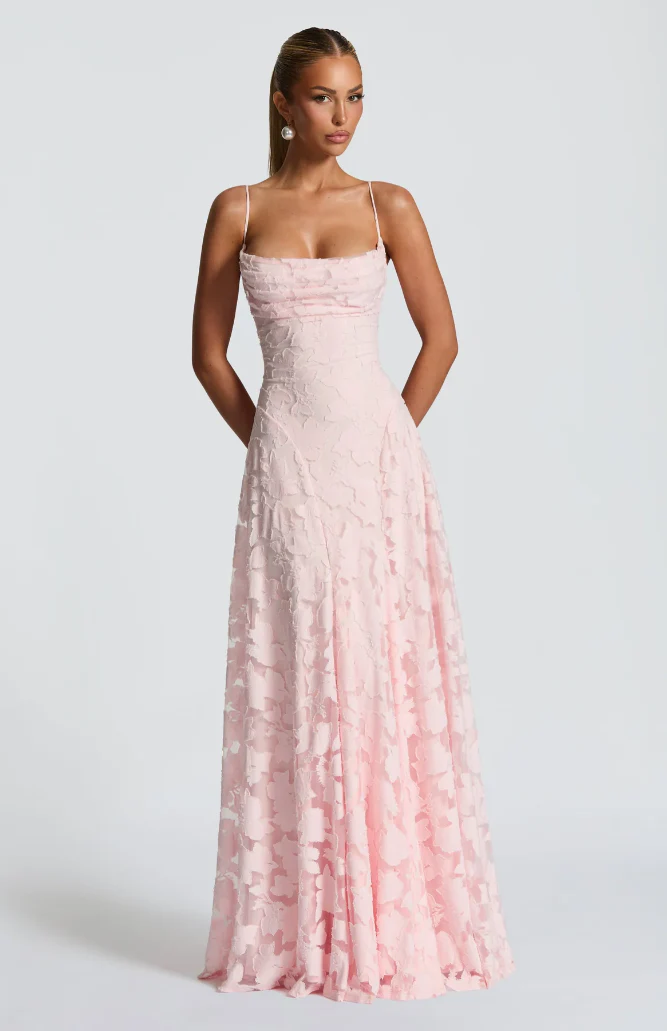 Sofía - Elegante vestido largo de encaje
