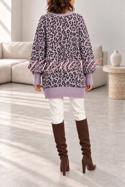Jersey holgado de leopardo con cuello en V y mangas de murciélago