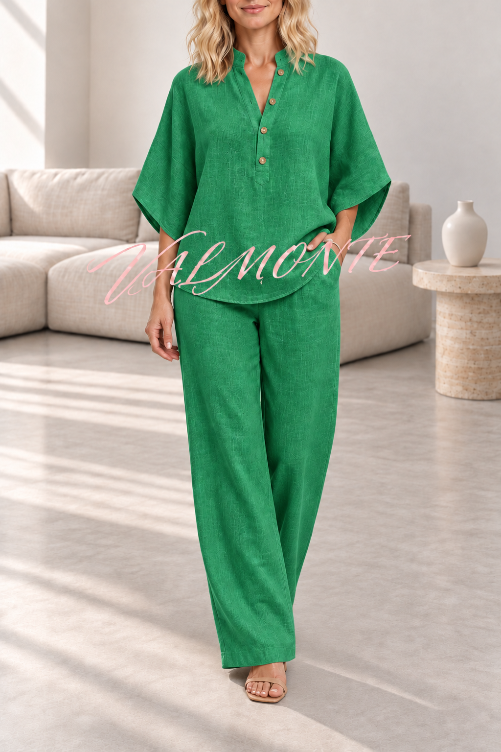 VALMONTE — Conjunto de mezcla de lino con blusa abotonada y pantalón holgado — verde — vista frontal