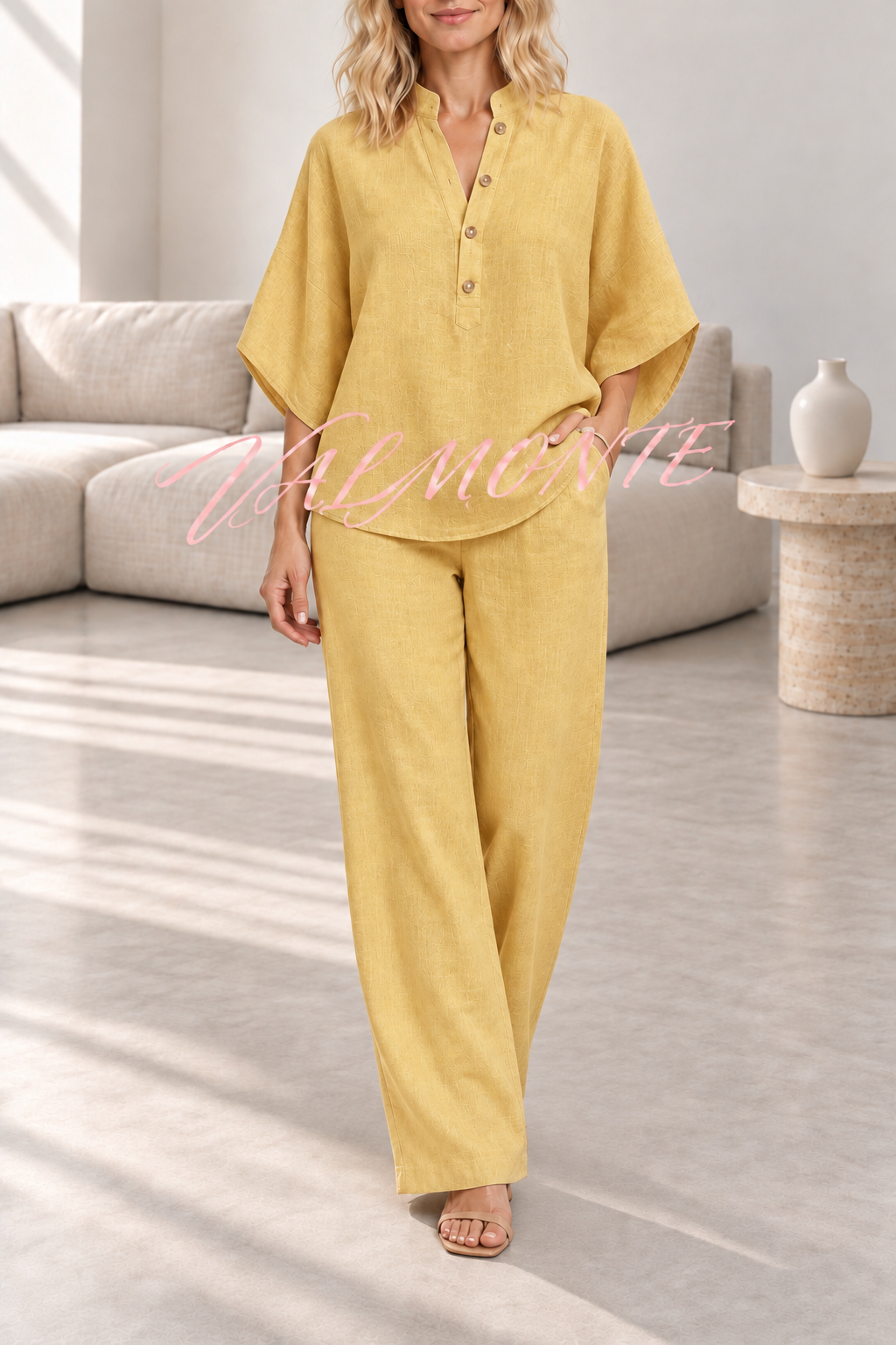 VALMONTE — Conjunto de mezcla de lino con blusa abotonada y pantalón holgado — amarillo — vista frontal